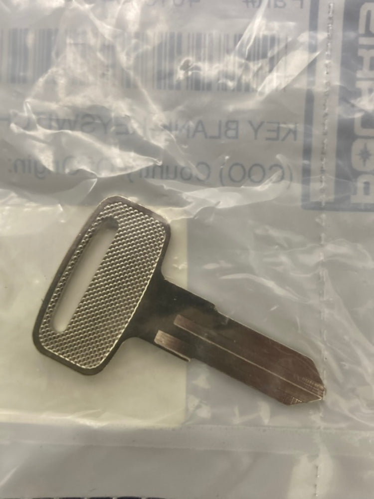 Polaris 4015704 Uncut Key Blank New Genuine