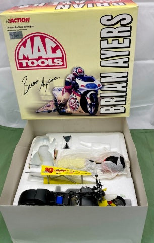 Action 1:9 Brian Ayers mac Tools 2000 Pro Stock Bike New