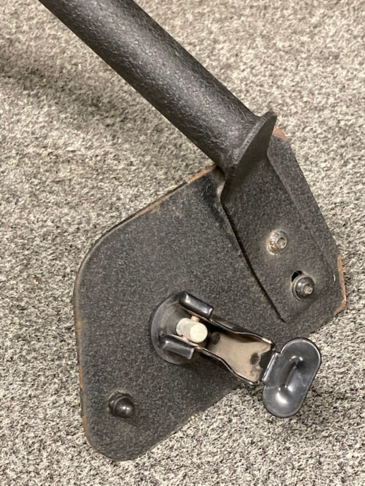 Polaris 2877381 Lock & Ride Gun Scabbard Mount New Genuine