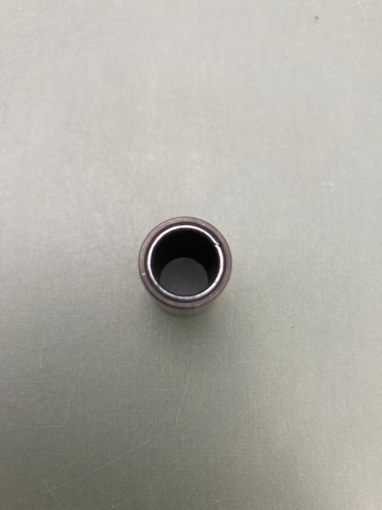 Polaris 1323795 Spider Roller Assembly P90X 25mm New Genuine