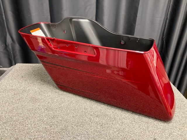 Harley-Davidson 90201991EOW LH Saddlebag Bottom Stiletto Red New Genuine