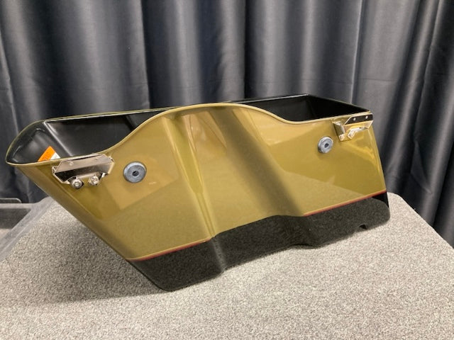 Harley-Davidson 90868-07CGZ Saddlebag Bottom Olive Pearl/Vivid Black New Genuine
