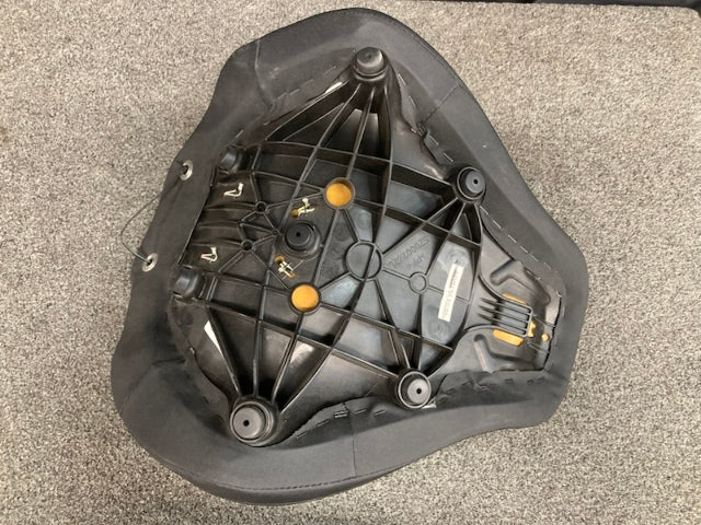 Harley-Davidson 52000292 Sundowner Seat for '18-'23 Fatboy New Genuine