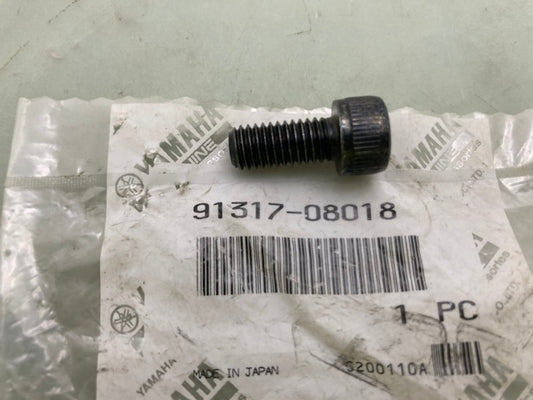 Yamaha 91317-08018 Bolt New Genuine