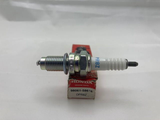 Honda 98061-58616 Spark Plug Dpr8z New Genuine