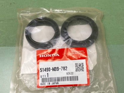 Honda 51490-MB9-782 Fork Seal Set New Genuine