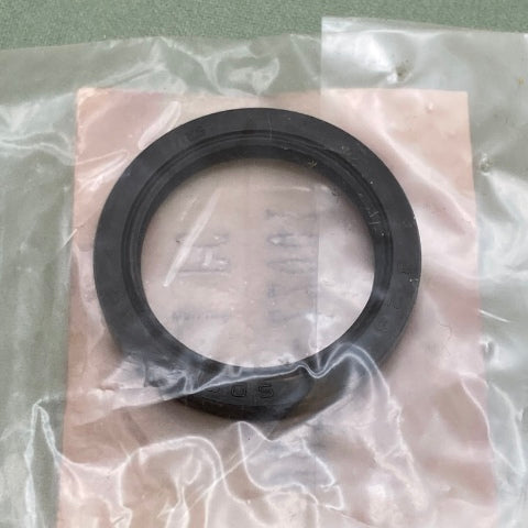QTY 2 Suzuki 09285-22001 Oil Seal New Genuine