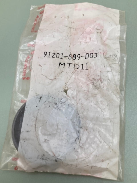 Honda 91201-889-003 Oil Seal 30X45X8 New Genuine
