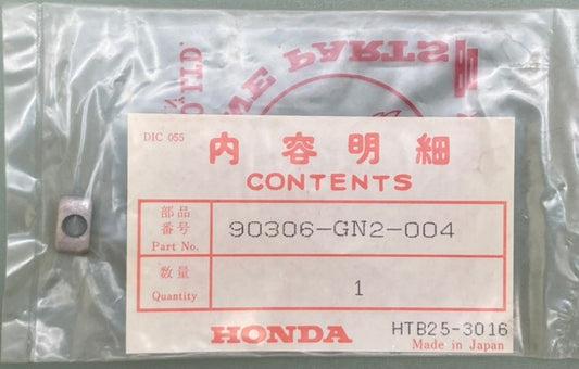 QTY 4 Honda 90306-GN2-004 Battery Terminal Nut New Genuine