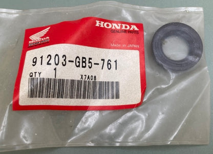 Honda 91203-GB5-761 Oil Seal (17X29x5) New Genuine