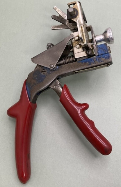 Curtis Model 15 #L40001 Key Code Cutter Set Genuine