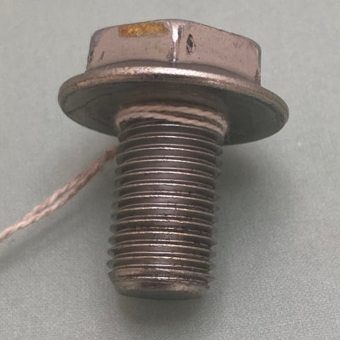 Honda 90305-ML7-000 Front Axle Bolt New Replaces