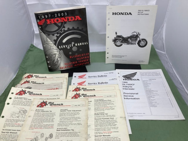 Honda 61MZ009 GL1500C/CT/CF Valkyrie Service Manual 1997-2003 Genuine