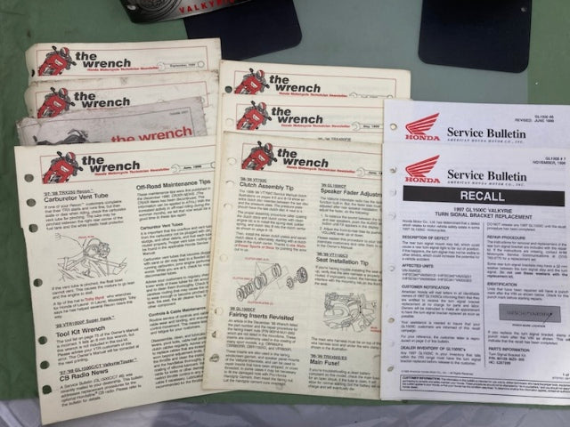 Honda 61MZ009 GL1500C/CT/CF Valkyrie Service Manual 1997-2003 Genuine