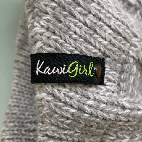 Kawasaki Kawi Girl Light Gray Cable-Knit Newsboy Hat New Genuine