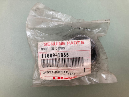 Qty 2 Kawasaki 11009-1865 Gasket, Muffler, Connecting New Genuine