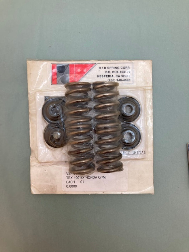White Brothers 18-267E Valve Spring Set for TRX4 New Genuine