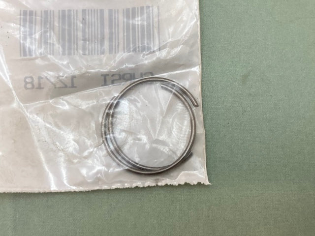 Wiseco CW21 Wrist Pin Retainer Set New Genuine