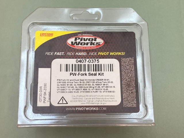 Pivot Works 0407-0375 Fork Seal Kit New Genuine