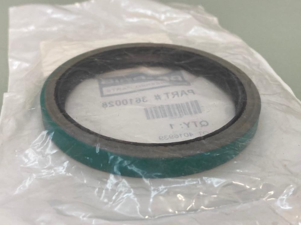 Polaris 3610028 Hub Strut Seal New Genuine