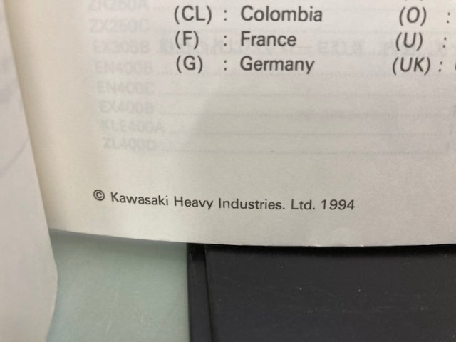 Kawasaki 99930-1006-01 Model Recognition Manual '92-'94 Model Genuine