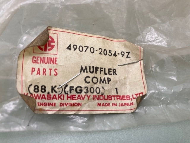 Kawasaki 49070-2054-9Z Muffler Comp FG300 FG270 New Replaces