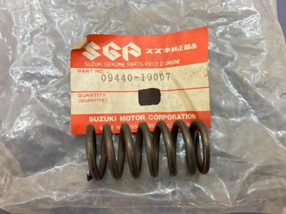 Qty 4 Suzuki 09440-19007 Clutch Spring New Genuine