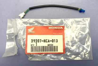 Honda 39207-MCA-013  Bulb (T3) New Genuine Honda Gold Wing