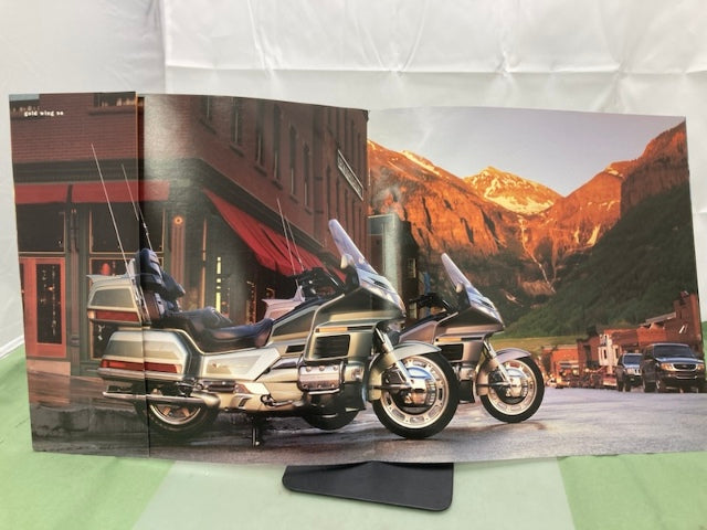 Honda Gold Wing Sales Brochure 1999 Genuine
