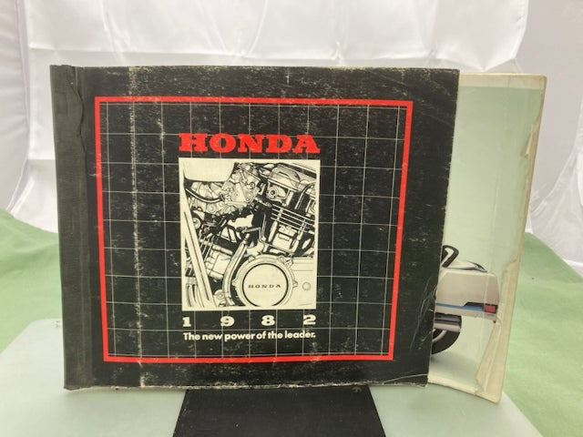 Honda All Models Sales Brochure with Spec Sheets 1982 Genuine