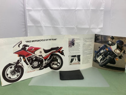 Honda 750 Interceptor VF750F Sales Brochure & Spec Sheet 1984 Genuine