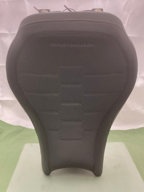 Harley-Davidson 52000399 Sundowner FXDR Seat New Genuine