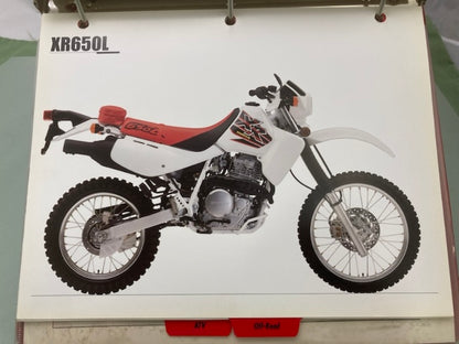 Honda Redbook Motorcycle & ATV Dealer Model Guide w/ Spec Sheets 1999 Genuine