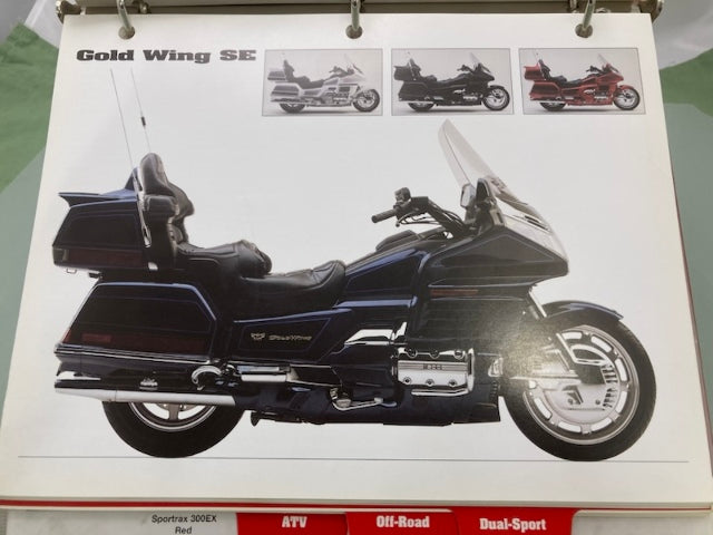 Honda Redbook Motorcycle & ATV Dealer Model Guide w/ Spec Sheets 2000 Genuine
