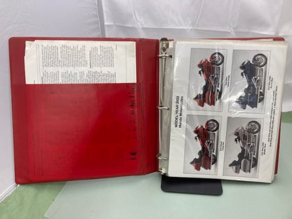 Honda Redbook Motorcycle & ATV Dealer Model Guide w/ Spec Sheets 2002 Genuine