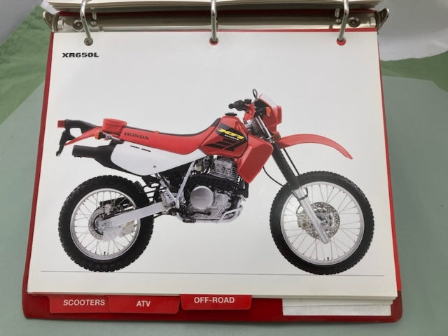 Honda Redbook Motorcycle & ATV Dealer Model Guide w/ Spec Sheets 2002 Genuine
