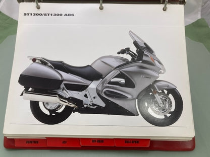 Honda Redbook Motorcycle & ATV Dealer Model Guide w/ Spec Sheets 2003 Genuine