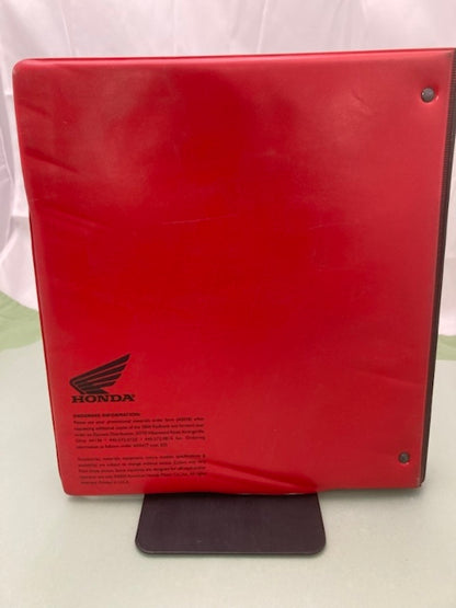 Honda Redbook Motorcycle & ATV Dealer Model Guide w/ Spec Sheets 2004 Genuine