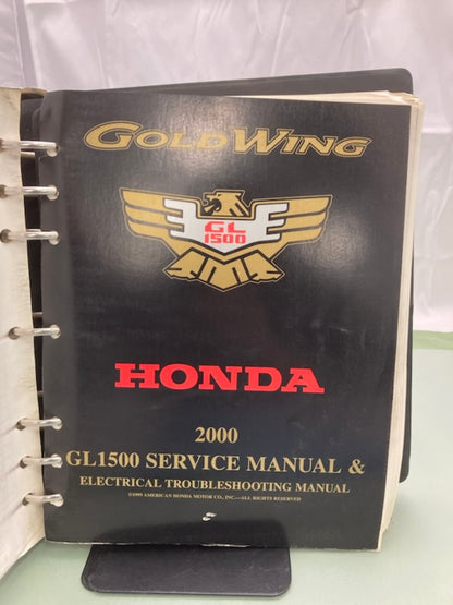 Honda 61MAM05-AH GL 1500 Gold Wing Service Manual Binder & ETM 2000 Genuine