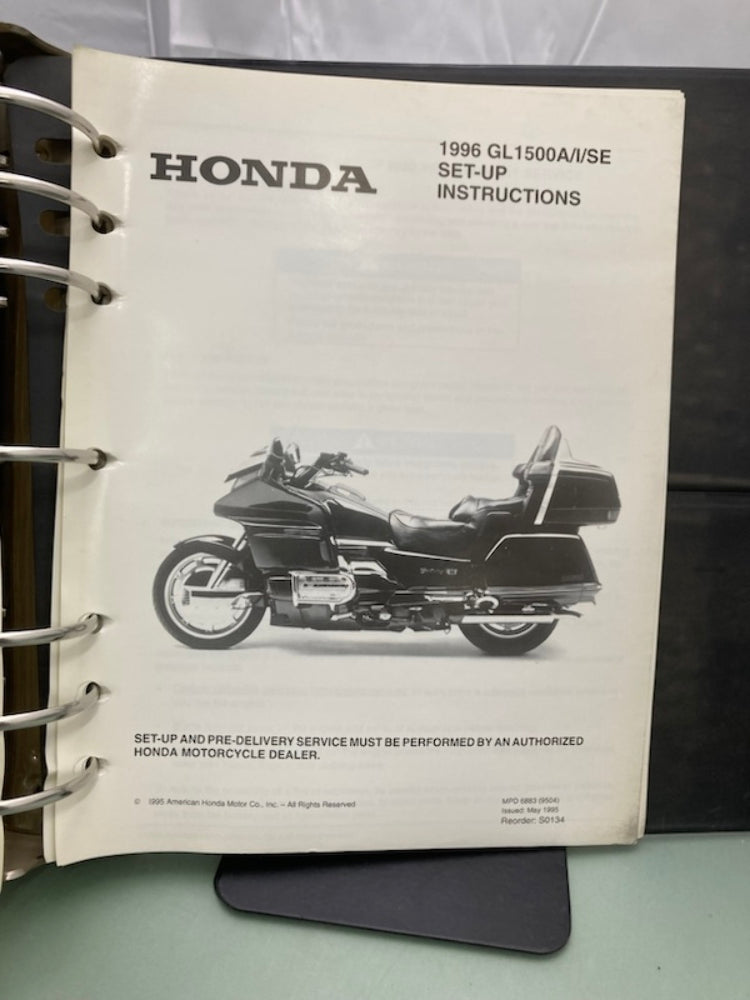 Honda 61MAM01-AH GL 1500 Gold Wing Service Manual Binder & ETM 1996 Genuine