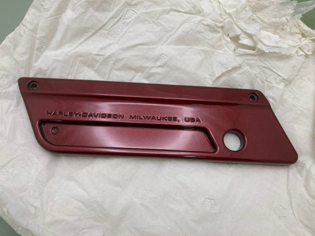 Harley-Davidson 53000156DQX LH Saddlebag Latch Cover New Genuine