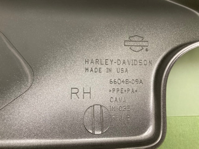 Harley-Davidson 57200072DTF Right Side Cover New Genuine