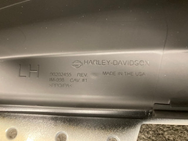 Harley-Davidson 90202698EYO 90202699EYO LH & RH Saddlebag Covers Set New Genuine