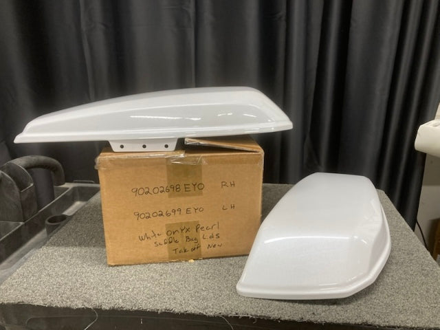 Harley-Davidson 90202698EYO 90202698EYO Saddlebag Lids Set New Genuine
