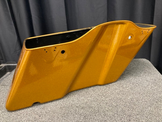 Harley-Davidson 90201059DWG LH Saddlebag Bottom Candy Gold Flake New Genuine