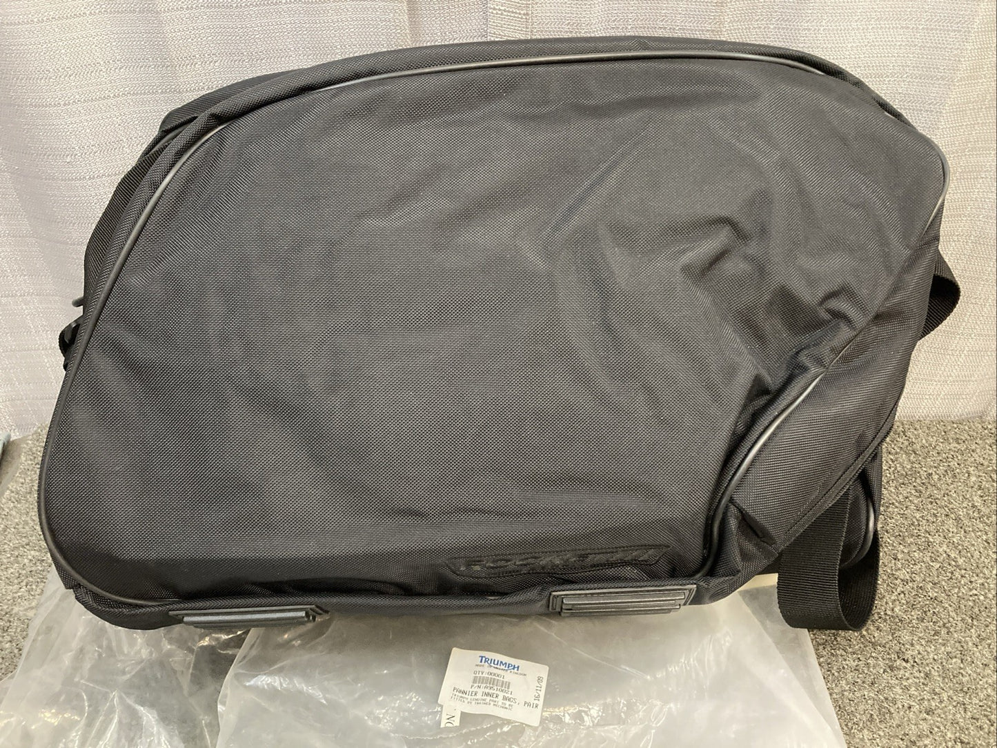 NEW GENUINE TRIUMPH A9510021 Pannier Inner Bags