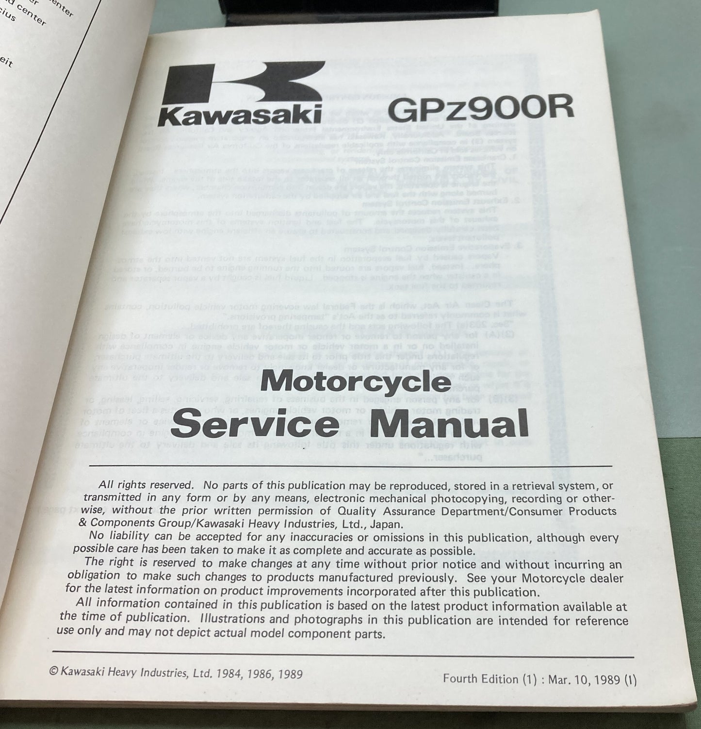 Genuine Kawasaki 99924-1048-04 GPz900R Service Manual 1989