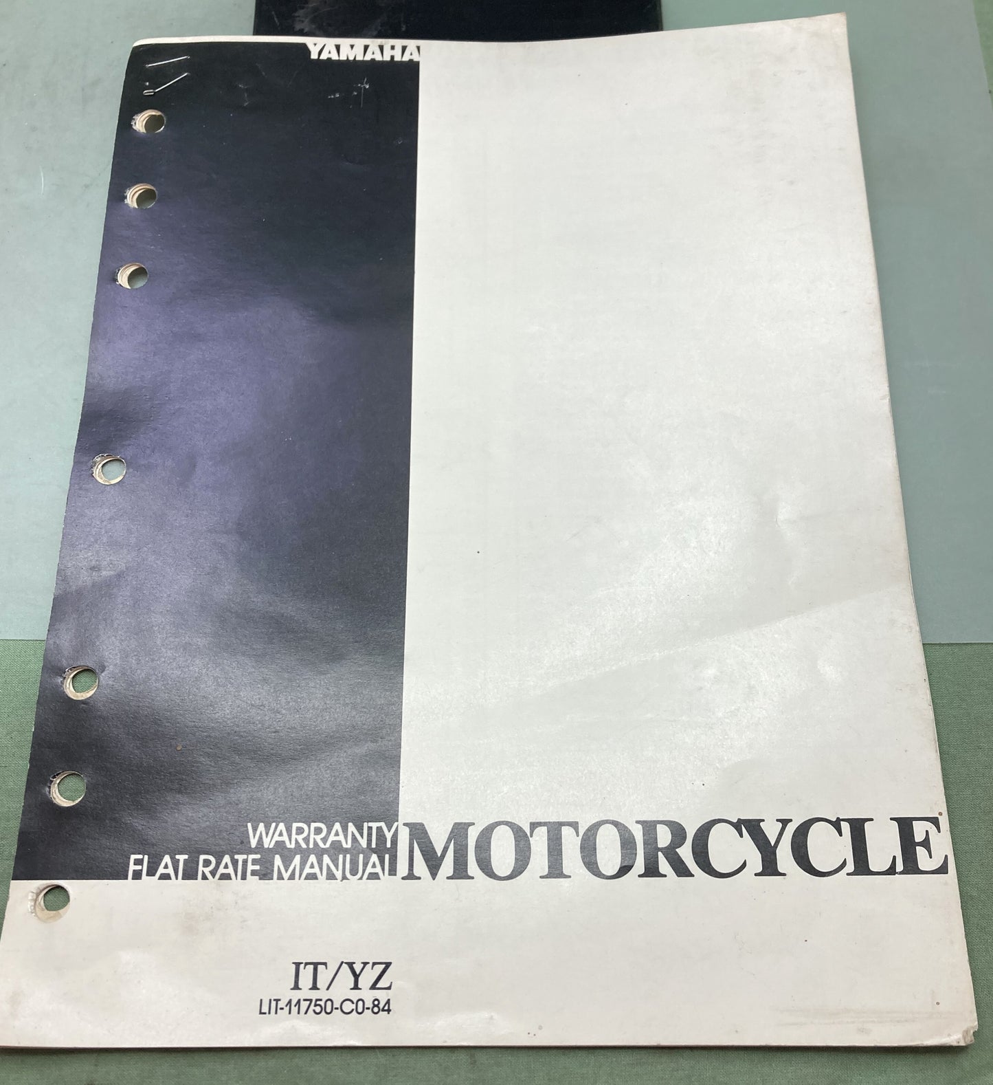 Genuine Yamaha LIT-11750-C0-84 Motorcycle Warranty Flat Rate Manual 1986