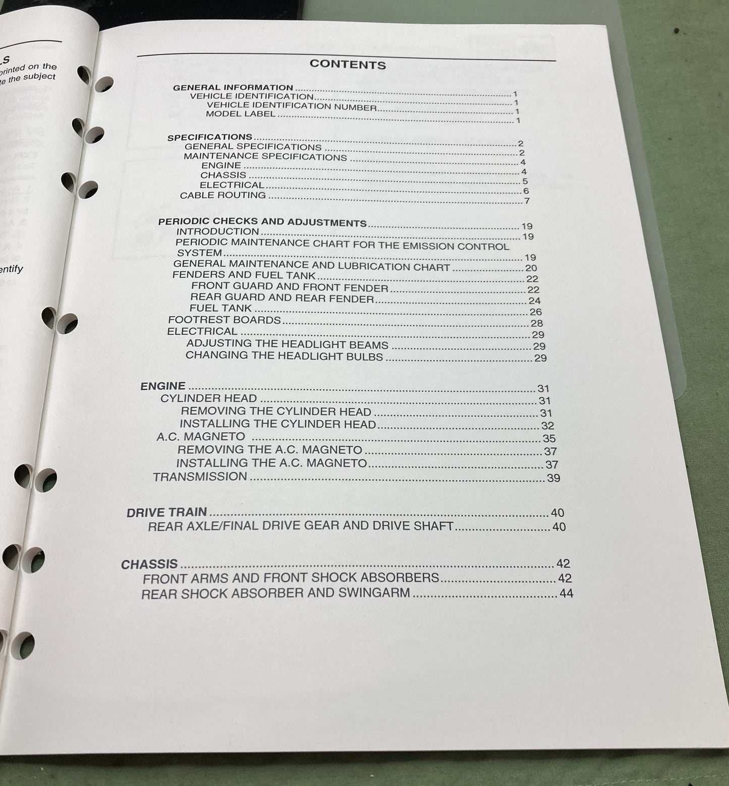 Genuine Yamaha LIT-11616-19-80 YFM35XV Service Manual 2005