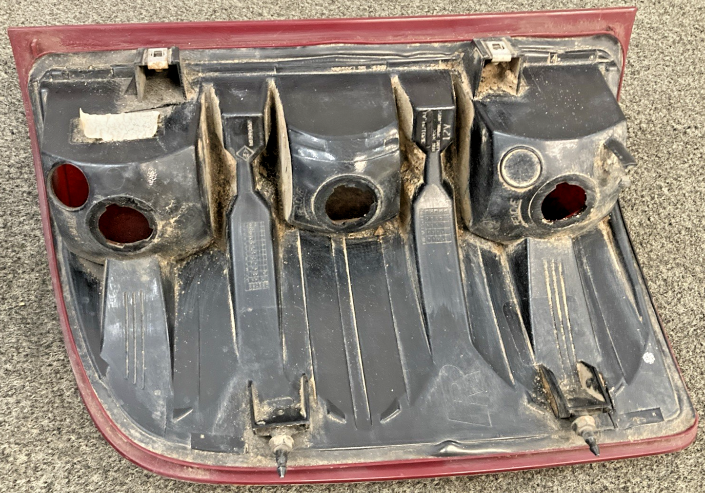 Genuine Decoma 320128 RH Tail Light